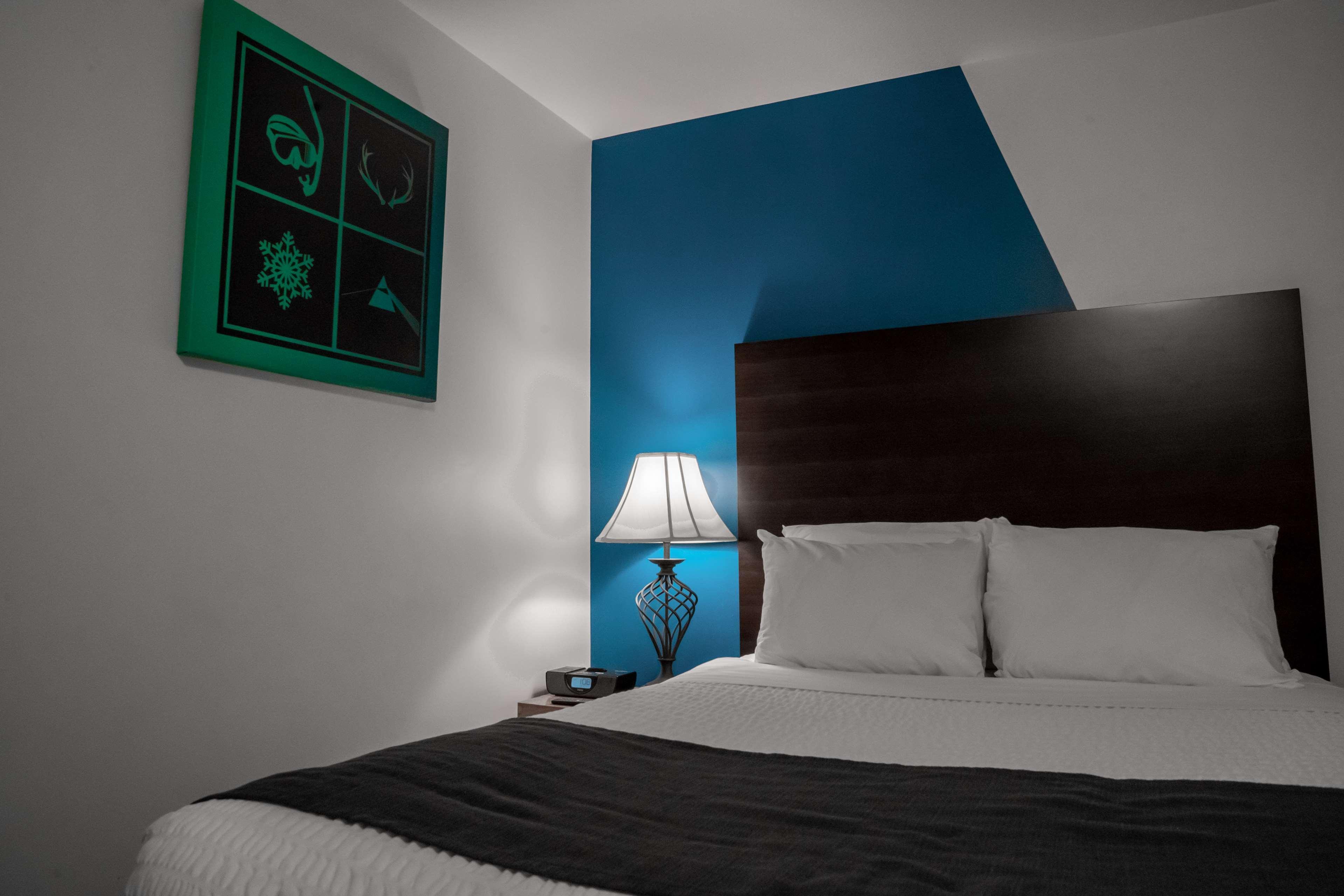 Stoke Hotel Surestay Collection By Best Western Revelstoke Zewnętrze zdjęcie