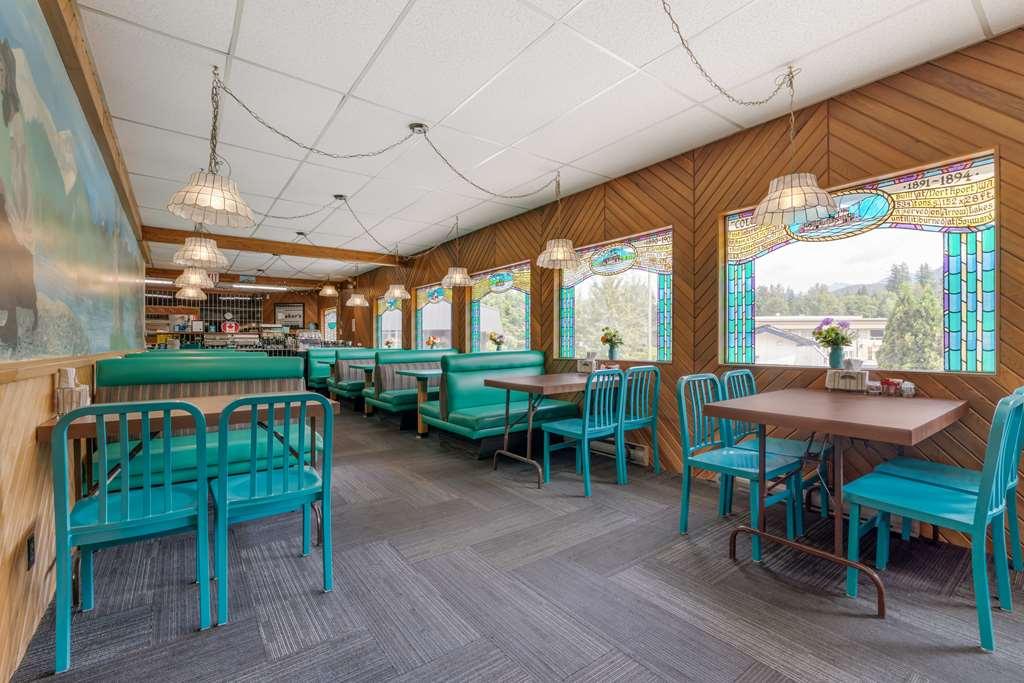 Stoke Hotel Surestay Collection By Best Western Revelstoke Restauracja zdjęcie