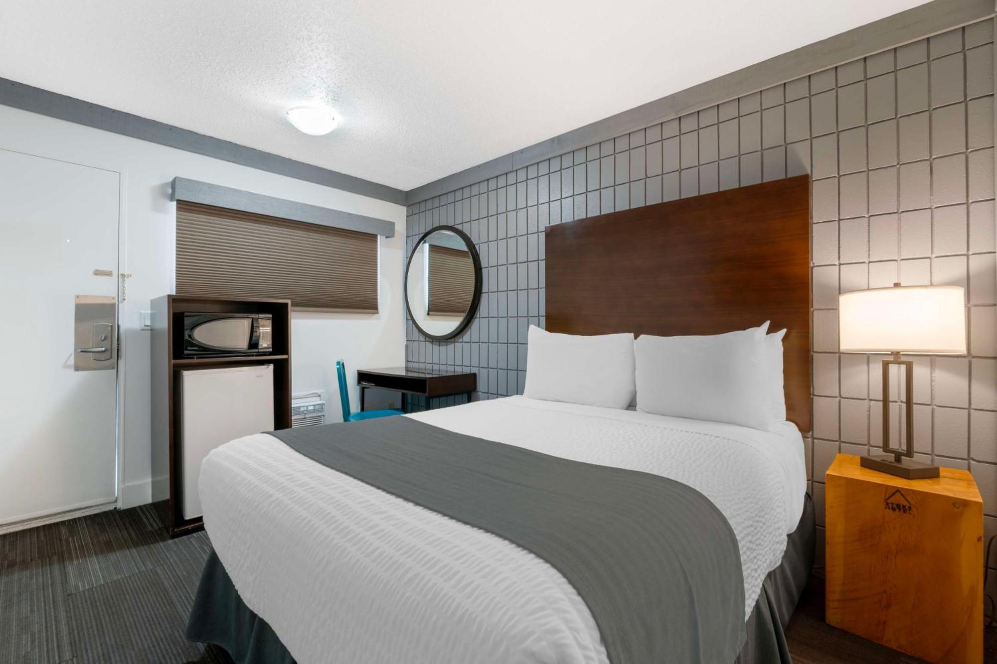 Stoke Hotel Surestay Collection By Best Western Revelstoke Zewnętrze zdjęcie