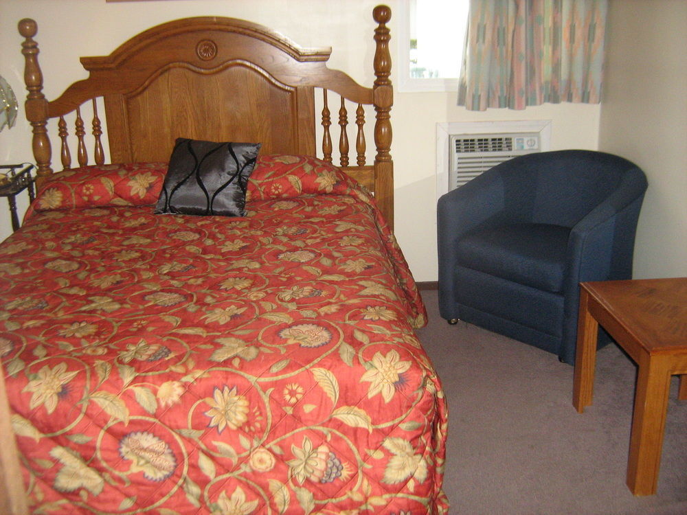 Stoke Hotel Surestay Collection By Best Western Revelstoke Zewnętrze zdjęcie
